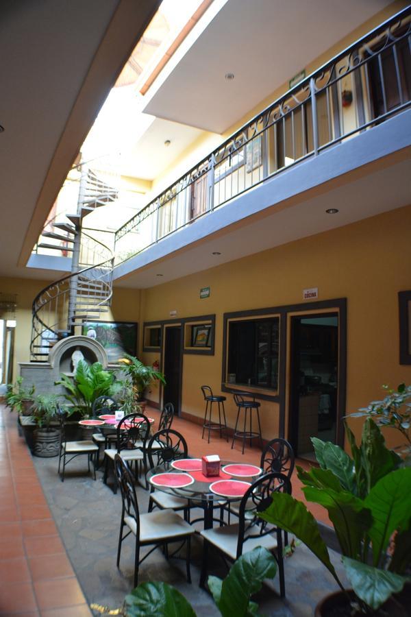 Hotel Los Balcones De Chinandega Exterior photo