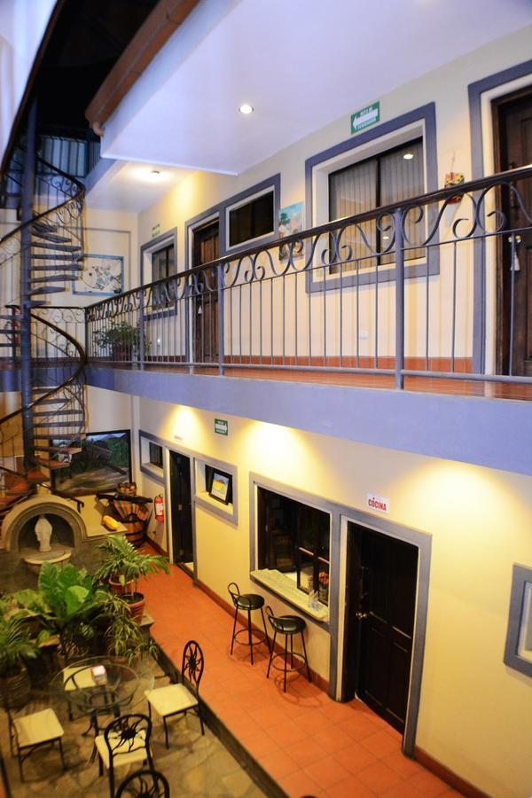 Hotel Los Balcones De Chinandega Exterior photo