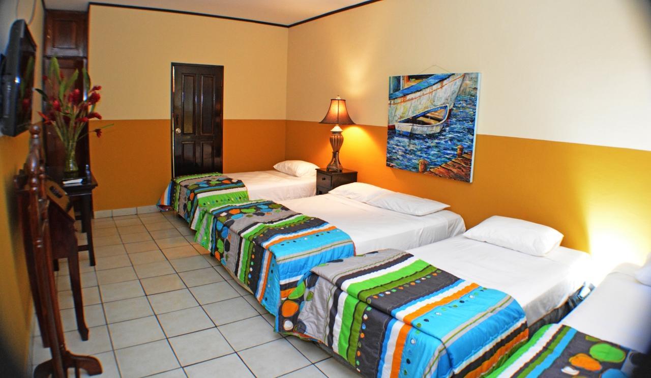 Hotel Los Balcones De Chinandega Room photo