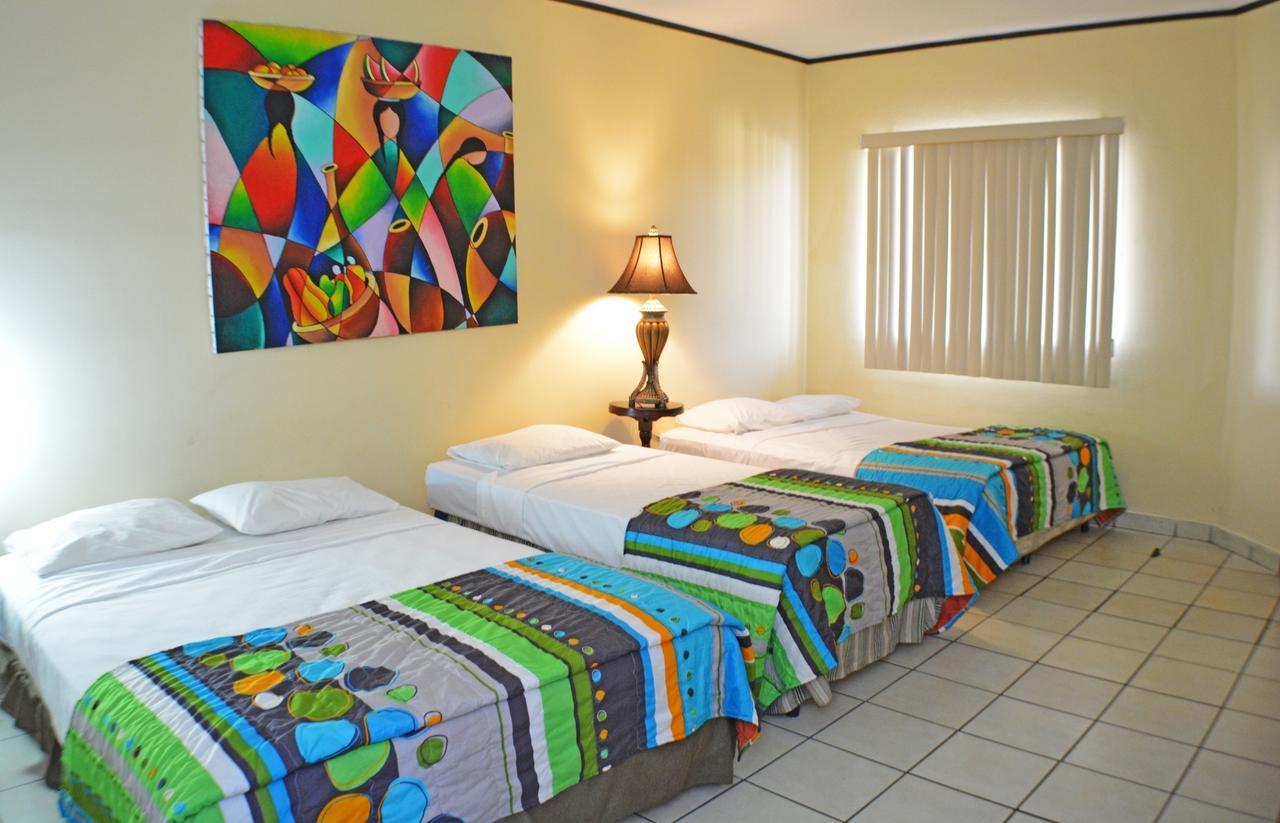 Hotel Los Balcones De Chinandega Room photo