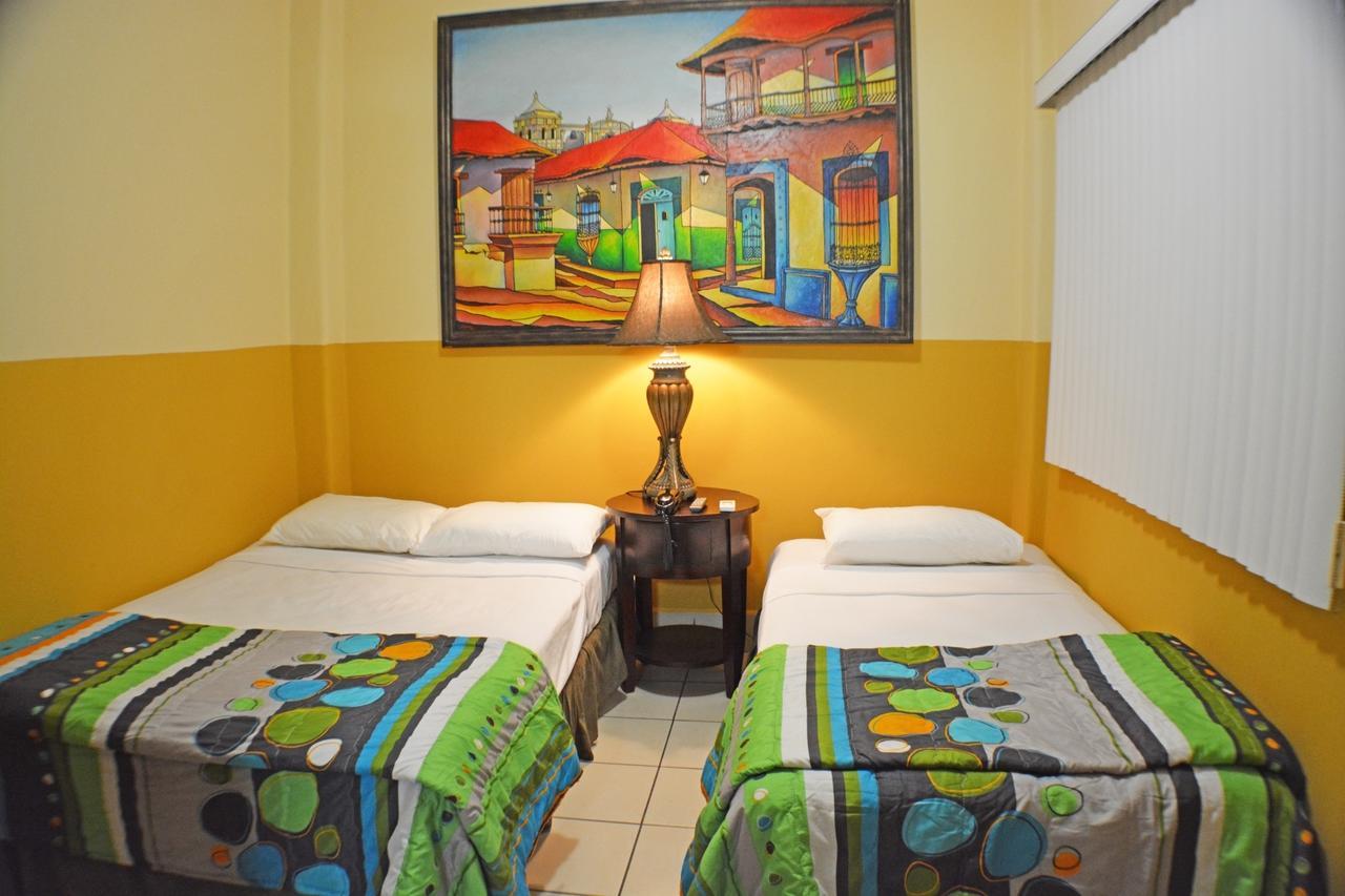 Hotel Los Balcones De Chinandega Room photo