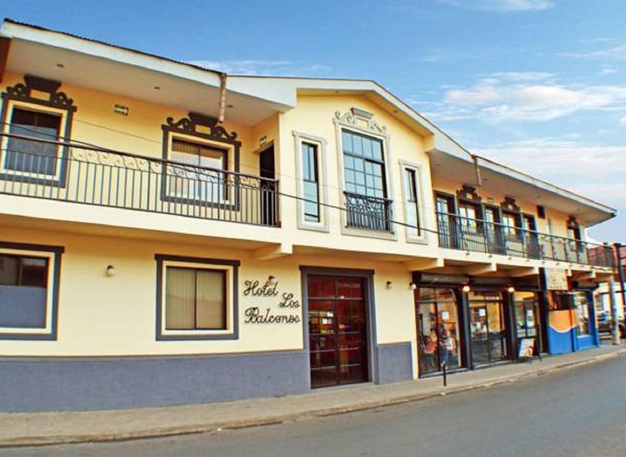 Hotel Los Balcones De Chinandega Exterior photo